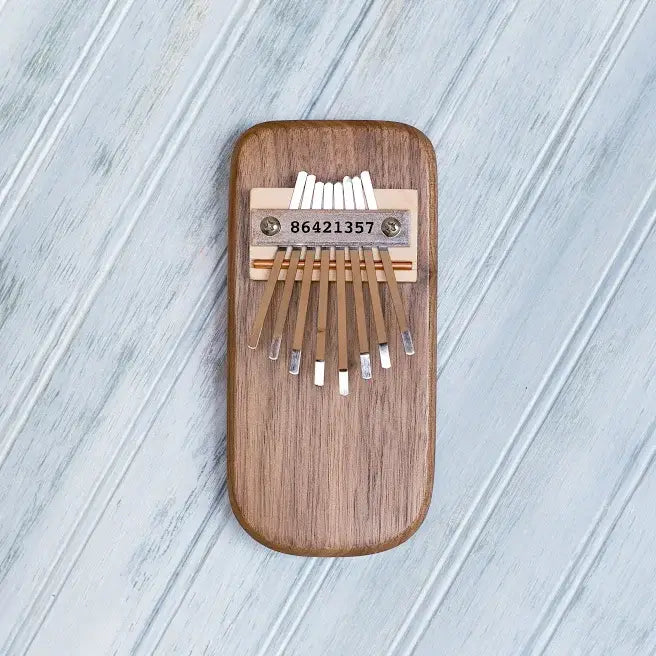 Thumb Pianos by Mountain Melodies