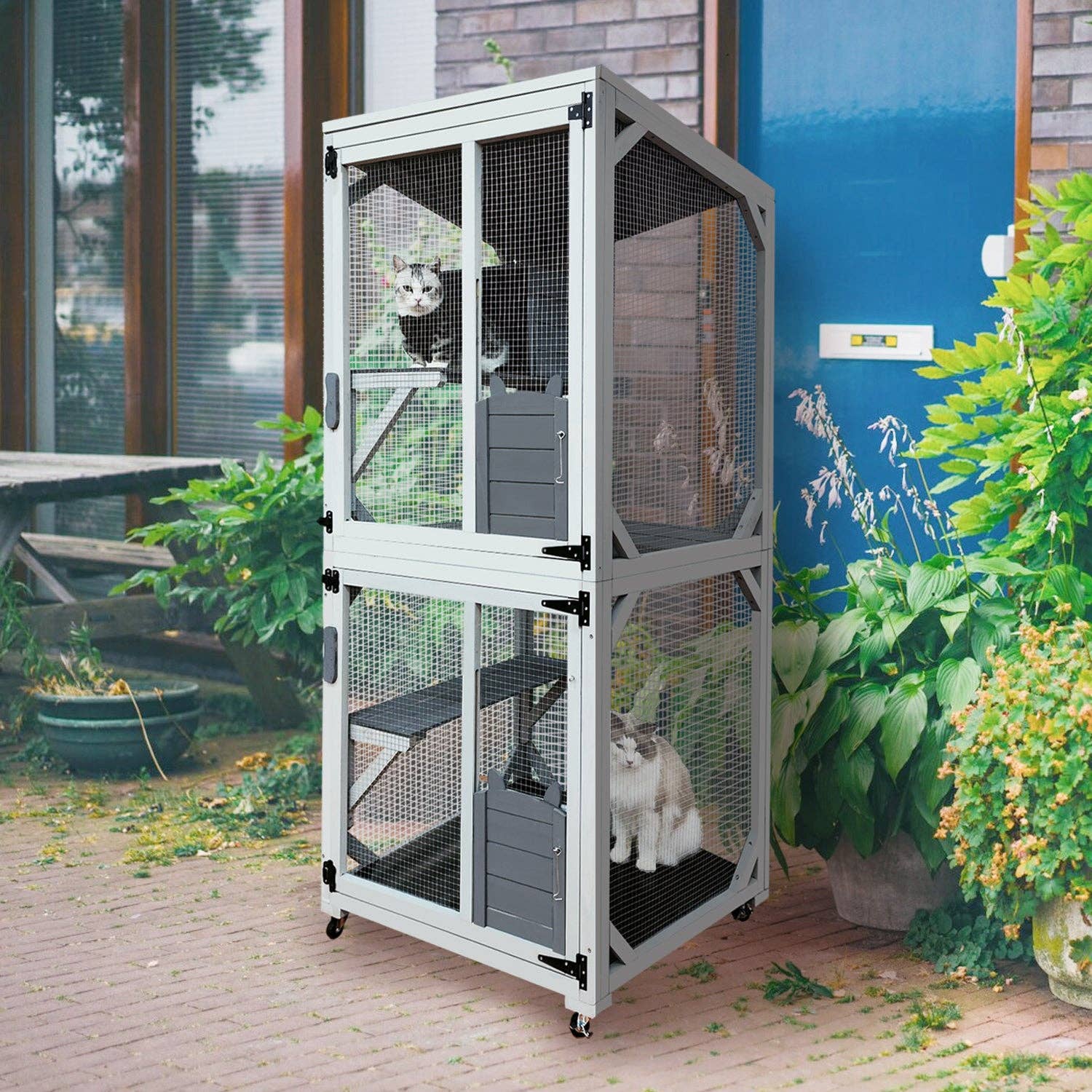 71in Outdoor Wooden Catio with Roof and Wheels for Cats