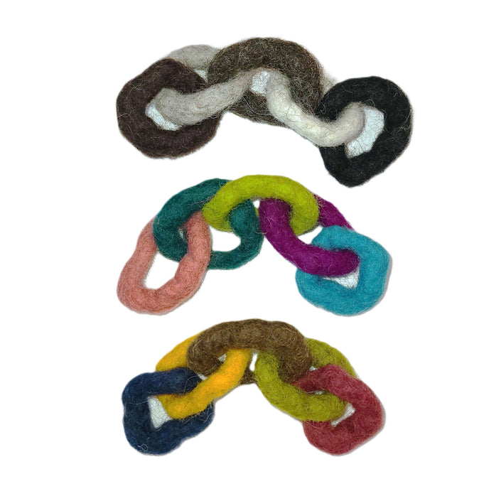 100% Wool Handmade Chain Links Cat Toy
