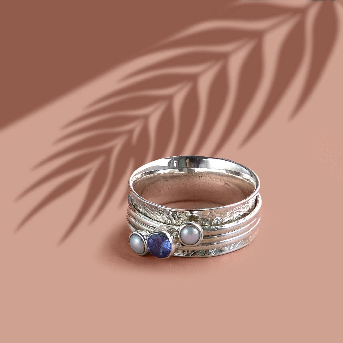 Holi Tranquility Spinning Ring