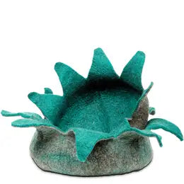 Dharma Dog/Karma Cat Wool Pet Houses & Beds