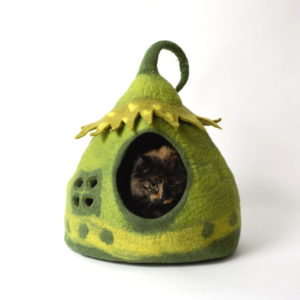 Dharma Dog/Karma Cat Wool Pet Houses & Beds