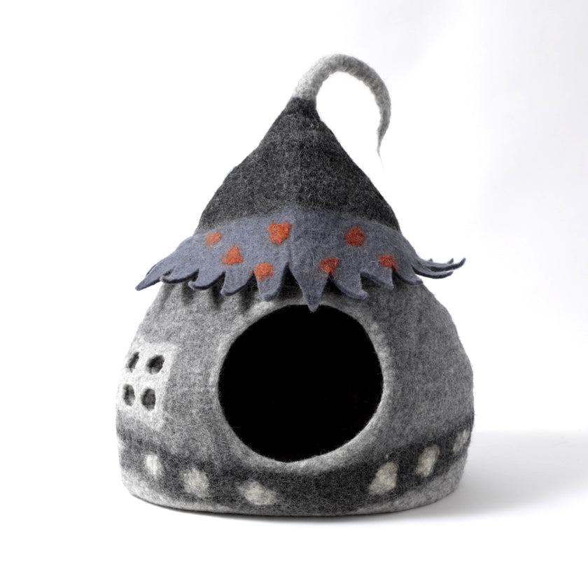 Dharma Dog/Karma Cat Wool Pet Houses & Beds